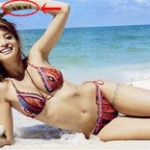 体が柔らかすぎる吉川ひなの、「すごいことに」なったポーズが話題に。