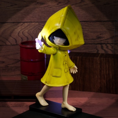 モスマン 真 女神転生 仲魔たちフィギュア アトラス Amazon.co.jp: 真・女神転生 仲魔たちフィギュア フリュー