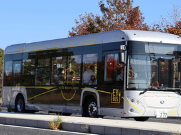 EVバスを大阪･関西万博に納入してトラブル相次いだ｢EVモーターズ･ジャパン｣が民事再生手続き開始 負債総額は約57億円