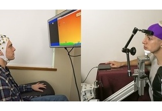 【脳科学】ネット経由の脳インターフェースで他人の体を遠隔操作することに成功/米ワシントン大__