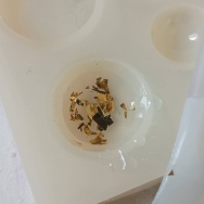 後期実習の準備が始まってます。と、金のしずく作りました。