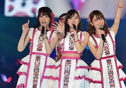 【伝説】もう二度と揃わない3人の写真が儚すぎる……【乃木坂46】
