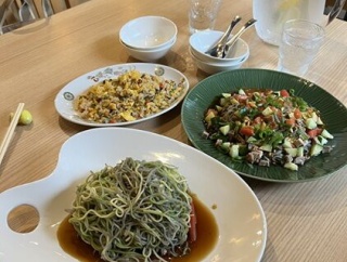 夏限定ランチ！3種類の麺が楽しめる冷麺とやみつき必至汁なし担々麺「蓮華亭」