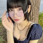 【画像】元アイドルさん「オタク君、ここがどこか特定できるかな？」自撮りパシャッ　→　軽率にネットにあげた結果、とんでもないことになるｗｗｗｗｗ