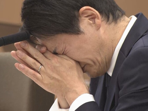 横浜市長・山中竹春とは何者？経歴学歴・実家と生い立ち・結婚や奥さんは誰・子供や家族構成・医師ではないのか、パワハラは何をしたか辞職しない理由はなぜか徹底調査
