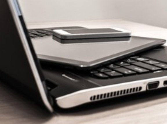 スマホの代わりにタブレットってどうよ？常に持ち歩く的な