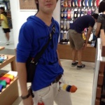 Twitter民が靴下を使ってイタズラｗｗｗ　→　店側激怒「削除しない場合は刑事告訴する」