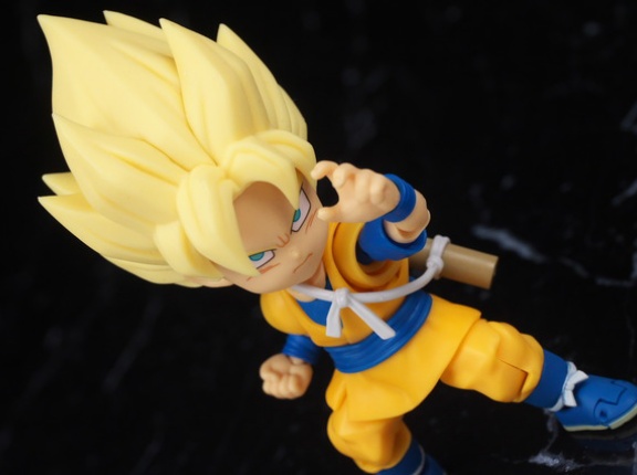 S.H.フィギュアーツ スーパーサイヤ人孫悟空(ミニ)-DAIMA- レビュー