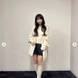 『[イコラブ] 山本杏奈、ミニスカ×ロングブーツで美スタイル際立つ「肩出しも可愛い」「脚綺麗」』の画像