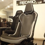 ءڥåRECARO RCSŸ򳫻Ϥޤ٤β