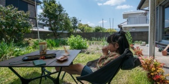 【家を建てる予定】土と緑のある庭にするか、それとも駐車場ついでに庭もコンクリ舗装にしてしまうか…