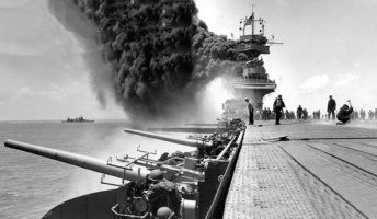 ミッドウェー海戦ってなんで日本軍負けたん?この戦力差やぞ
