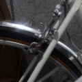 ハト金具