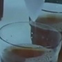取調べ中にお茶を30杯飲ませた巡査部長を戒告処分 → 地裁「飲み物に覚醒剤を混ぜた可能性が排除できない」として、男に無罪判決