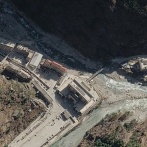 ネパール・中国の国境検問所、洪水で跡形もなく消失