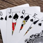 「麻雀」が流行って「ポーカー」が流行らないのはおかしい