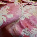 ピンクのベットカバー