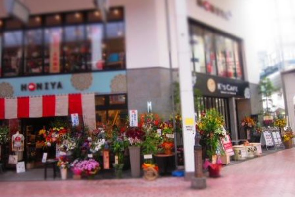 ほにや帯屋町本店オープン 門田のお惣菜 のんびりと高知で