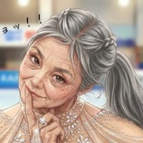 『思わず、あざとポーズが出ちゃったシニア』の画像