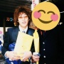 オーイシマサヨシが成人式と現在43歳同じ場所で撮った写真を公開 ⇒ あきらかに20歳のほうがｗｗｗｗｗｗ