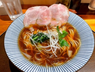 姫路　鶏醤油ラーメン♪《麵匠  大和》