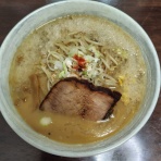 青木悠真のラーメンと野球で日が暮れる