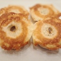たっぷりチーズベーグル。