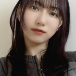 『[ノイミー] 蟹沢萌子「染めてレイヤーを入れました!今年の夏は赤系です」』の画像