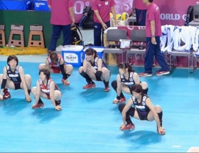 【画像】女子バレー選手のエロエロストレッチｗｗｗｗｗｗ