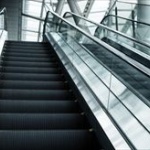 【国連】エスカレーターや冷水器もオフ... 資金難の国連、省コストに奔走している 	