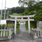くぐる鳥居は鬼ばかり
