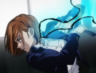 【恐怖】横浜で60代女性がトンカチで通行人に襲い掛かる事件が発生！複数の被害者から通報