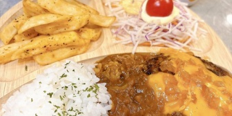 【ななし】みあち「びくドン風チーズカリーバーグ作れます」