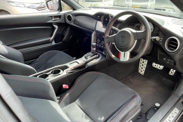 Garage Sea Swallow ガレージ シースワロー 栃木県の中古車販売店 作業メニュー 車の臭い 匂い を消臭