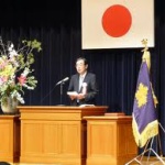 61歳先生、卒業式の日に起立反対ビラまいたうえに不起立→再任用取り消し→先生「納得いかない」と不服申し立て…大阪
