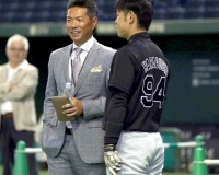 原口、ついに小久保に目を付けられる