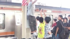 またまた迷惑な鉄オタが話題に　今度は音鉄