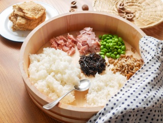 「ひらやすみ」（真造圭伍）のばーちゃんのくるみいなり