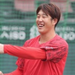 カープ小園、3冠狙うも優先は首位打者！新井監督「最大限のサポートはする。相手を見ながら起用していく」