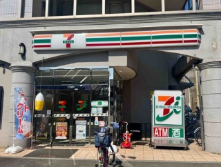 日本で2店舗だけ店内調理ラーメンを提供するセブン　「セブンイレブン 北坂戸駅東口店」にて 麺処 晴 煮干し醤油ラーメン