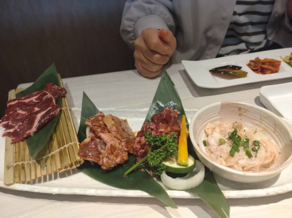 焼肉徳寿八軒店(札幌市西区)