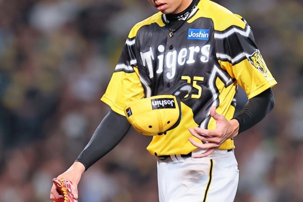阪神タイガース ボブルヘッド 鳥谷 西岡 新井良 桧山 藤浪5体セット