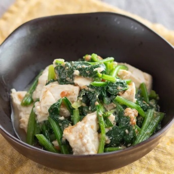 【ほうれん草余ってたらコレ作って！】「おかわりもうないの？」一口食べればハマること間違いなし！簡単副菜レシピ3選