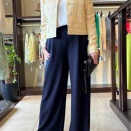 イエローの華やぎジャケットで春コーデ