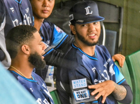 【西武】育成助っ人の是非。