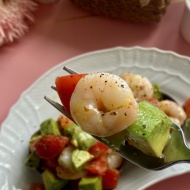 トマトとアボカド&小エビのハニーマスタード