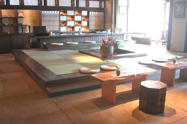 火鉢　囲炉裏　七輪 簡単に組立可能な「七輪囲炉裏」を製造するA&D/Wから、新たにミニ