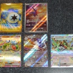 ゆのみの、ポケモンカードを探して！