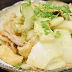 困ったときの♪白菜と油揚げの中華炒め