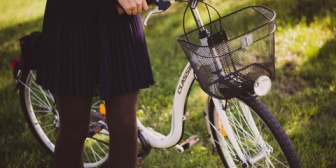 おばさんの自転車のブロック率は異常。こっちが避けようとせずそのまま前進してみたら…